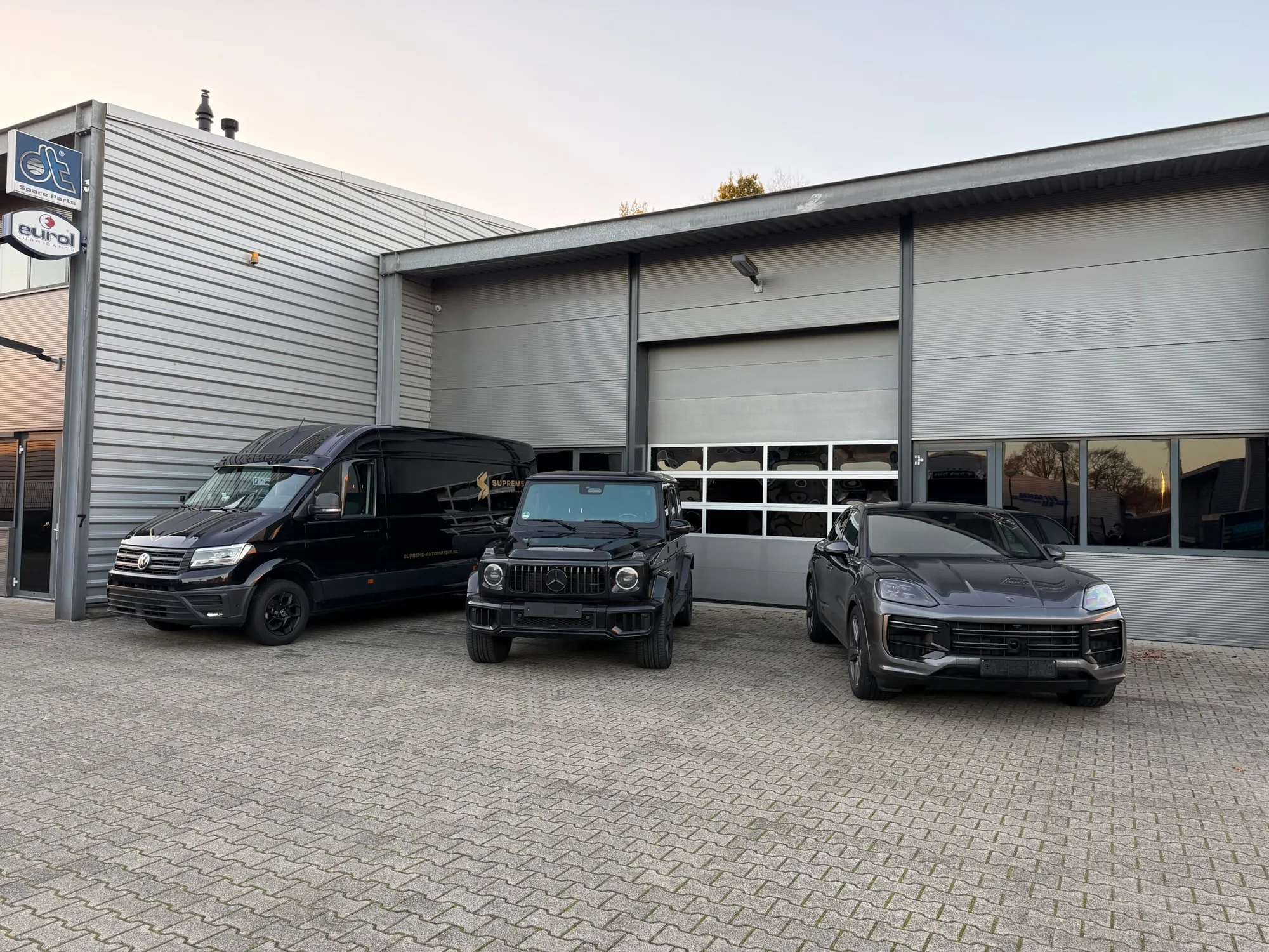 379f3bfe-8491-4017-8dcd-8867929fe7dc 2